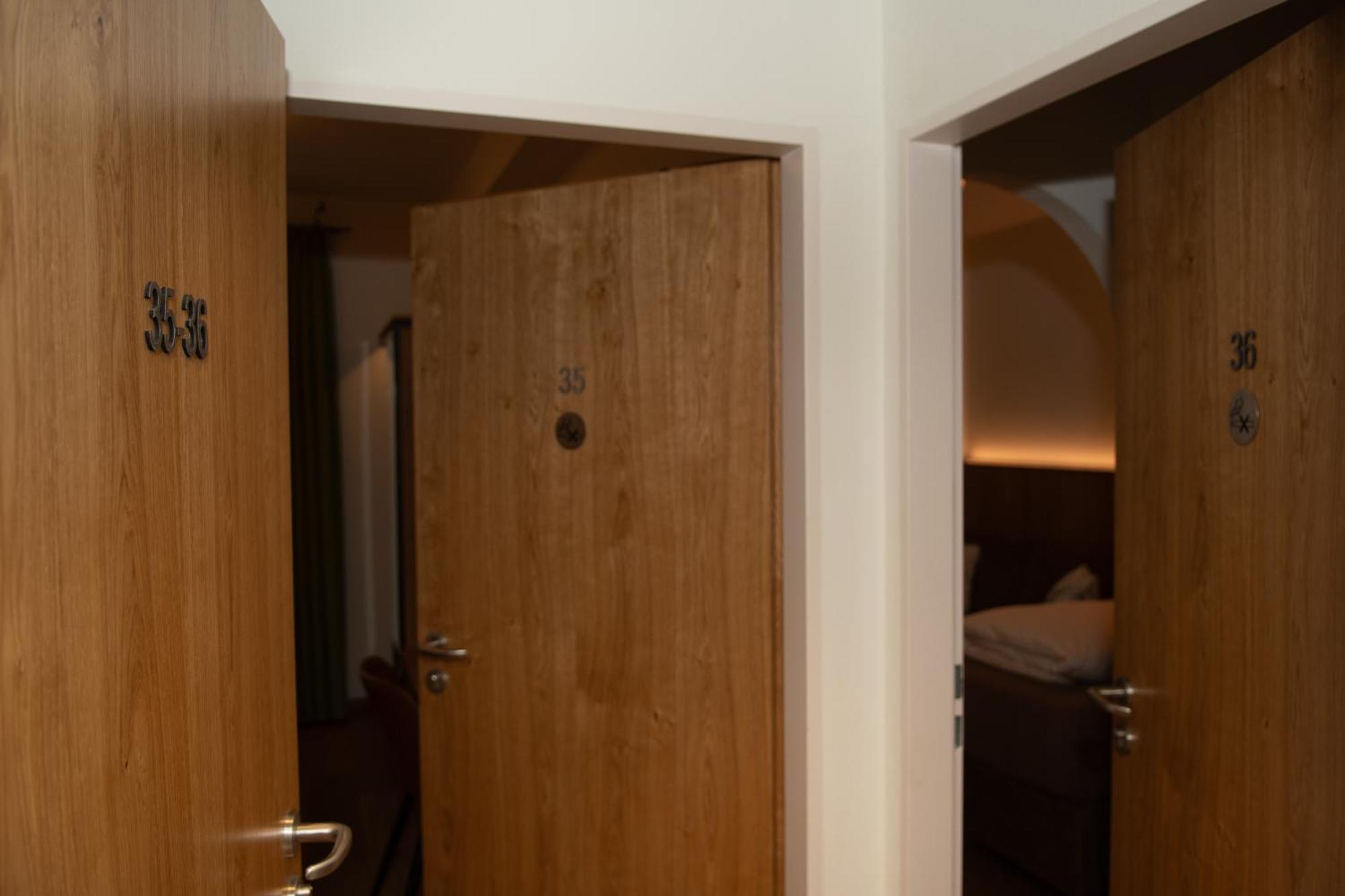 Hotel Bockmaier Oberpframmern Екстер'єр фото