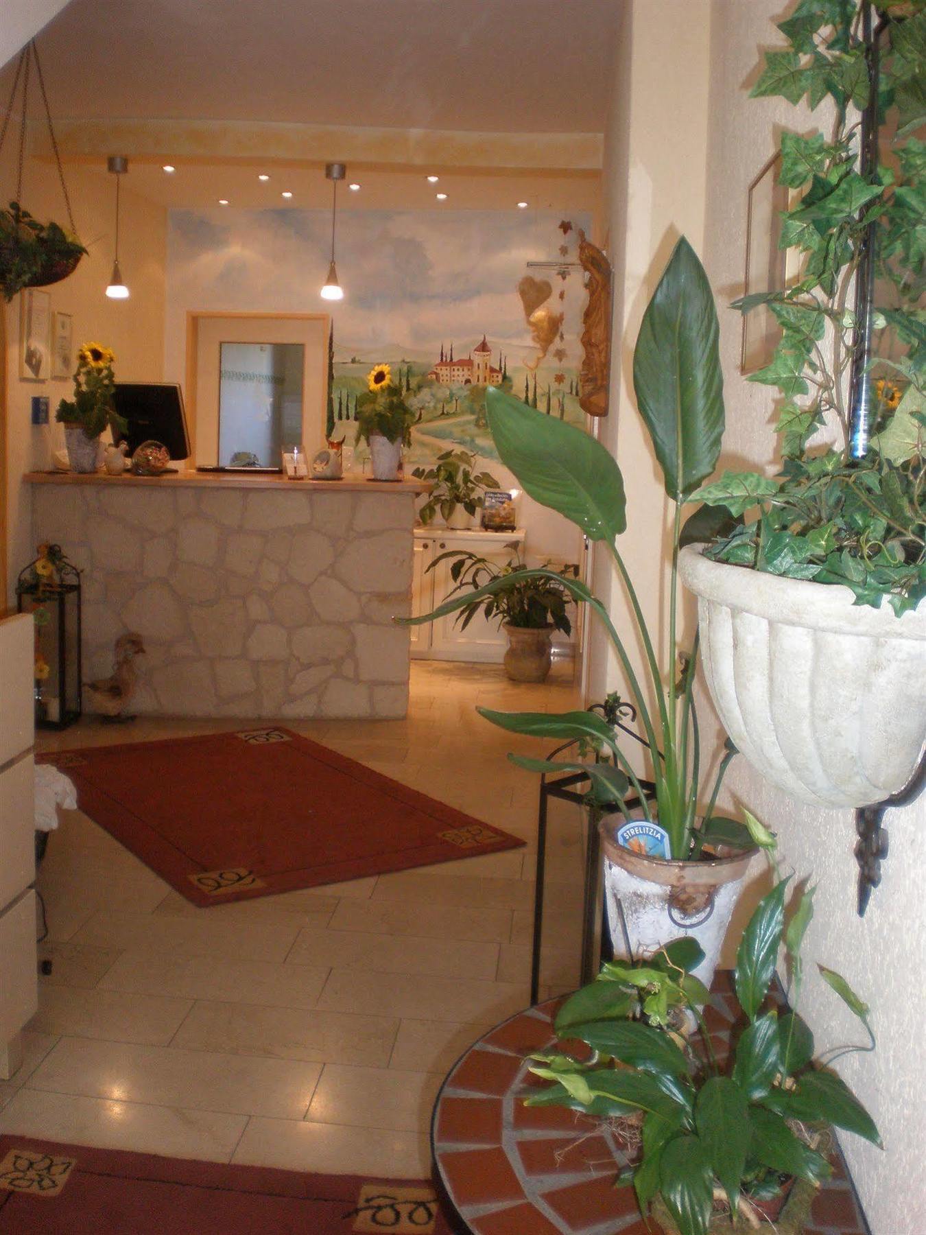 Hotel Bockmaier Oberpframmern Екстер'єр фото
