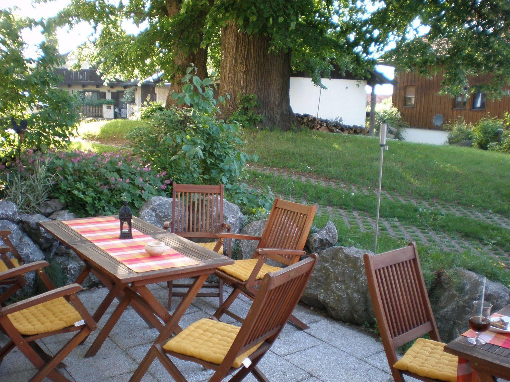 Hotel Bockmaier Oberpframmern Екстер'єр фото