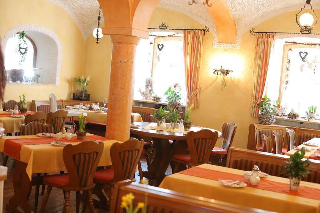 Hotel Bockmaier Oberpframmern Екстер'єр фото